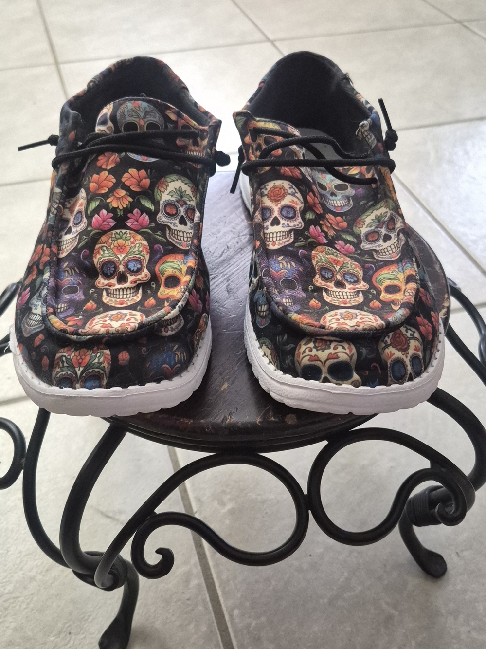 Size 10.5 Woman's Skull Festive Style, Black, Breathable, Non-Slip Loafers.